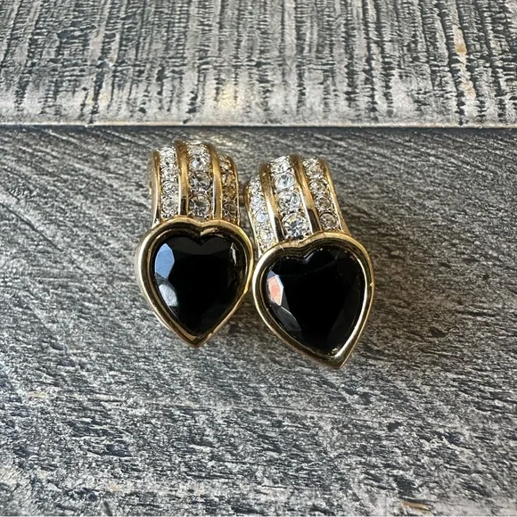 Vintage Nina Ricci Crystal & Heart Earrings - Picture 4 of 7